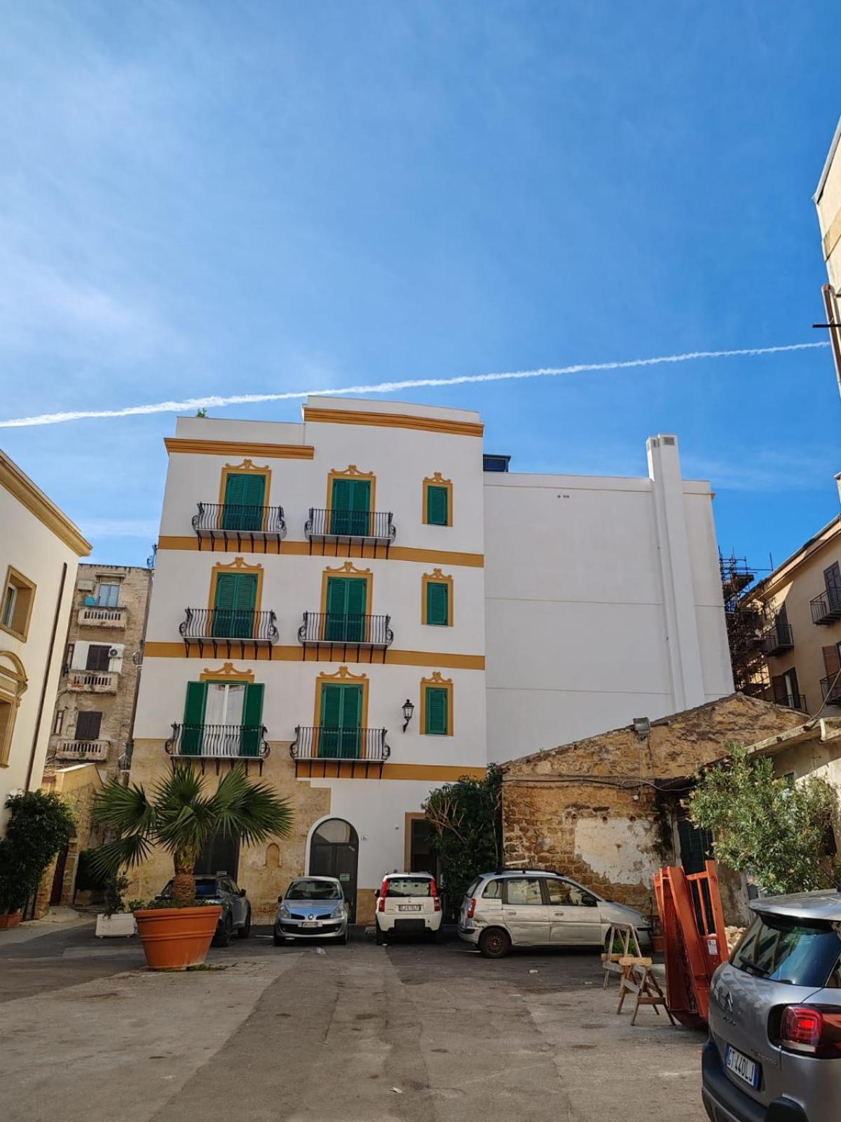 Lily Apartments Palermo Exteriör bild