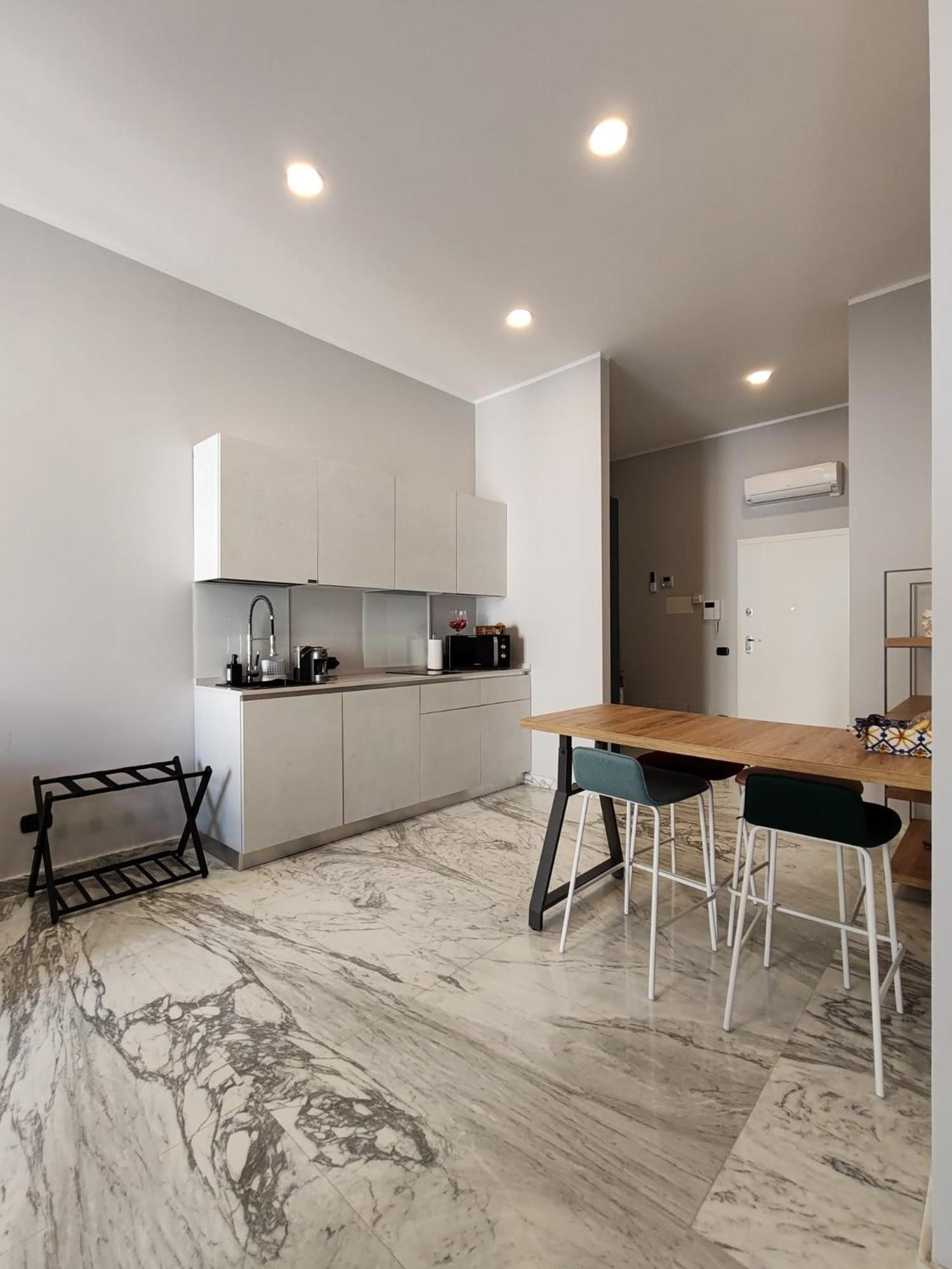 Lily Apartments Palermo Exteriör bild